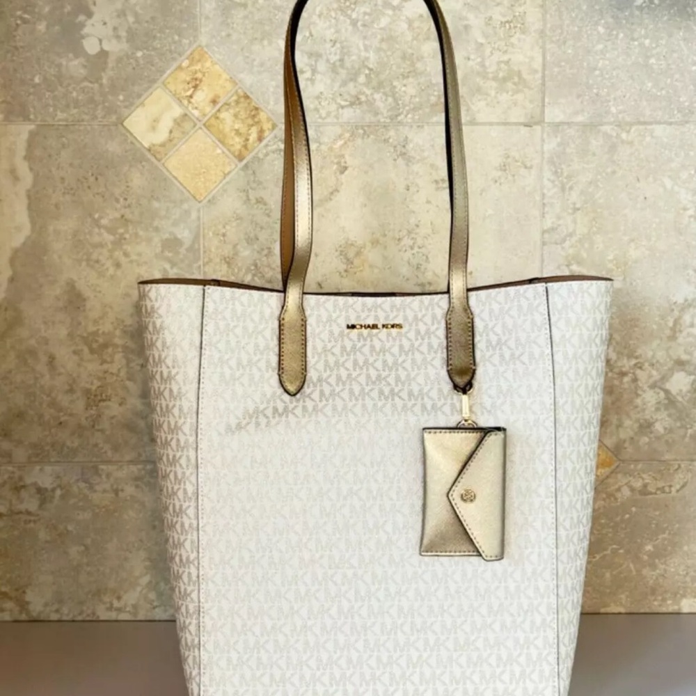 NWT Michael Kors Vincent large Cream Tote Bag
